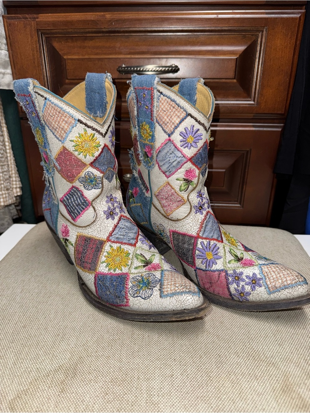 Old Gringo Heirloom Short Bone White Boot - Sz 7.5